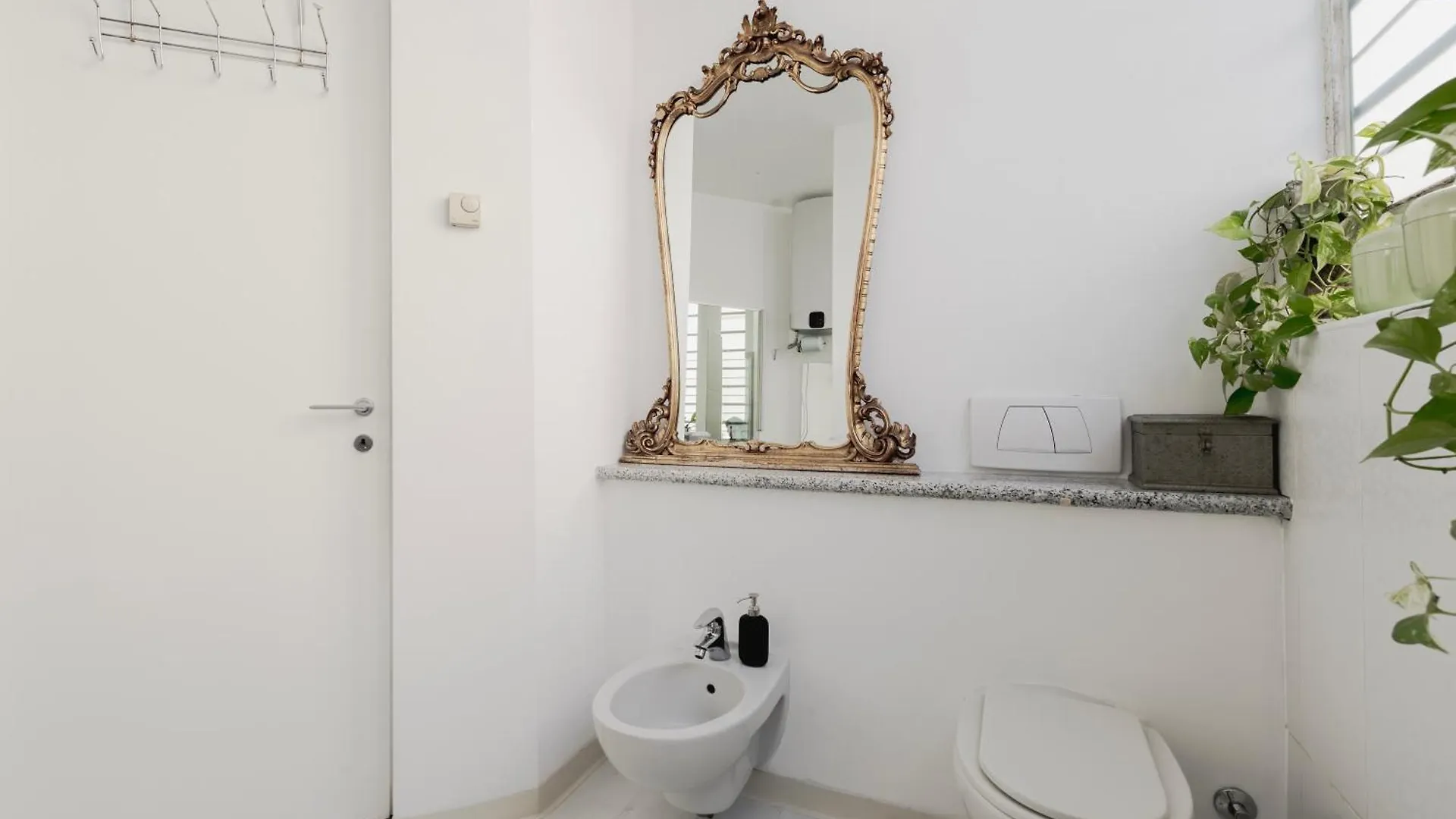 My Place Suite Apartment - Milano Navigli 0*,