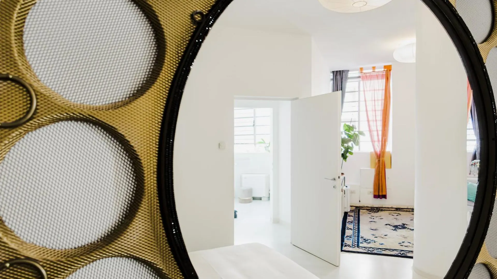 My Place Suite Apartment - Milano Navigli