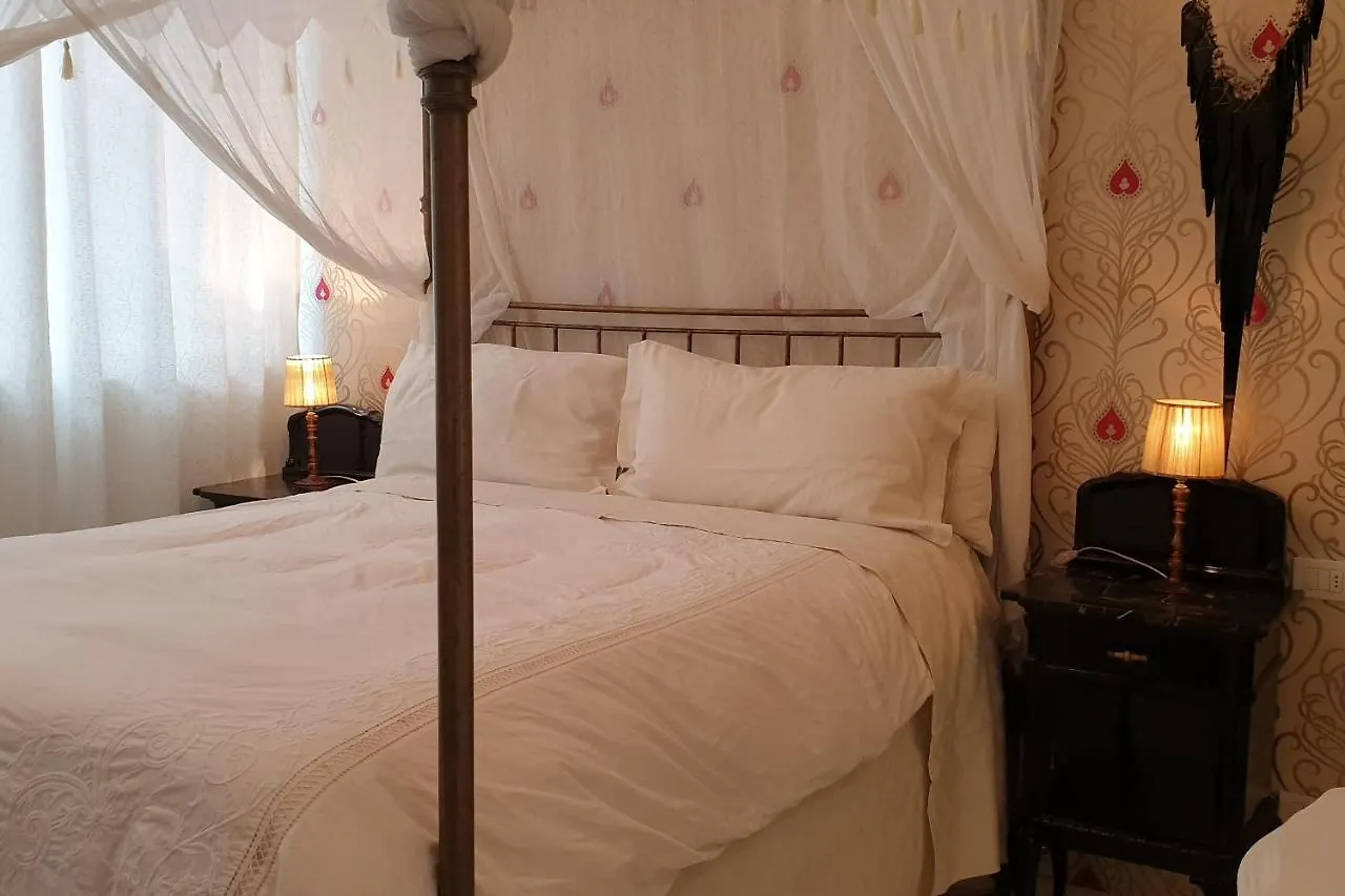 My Place Suite Apartment - Milano Navigli Milan