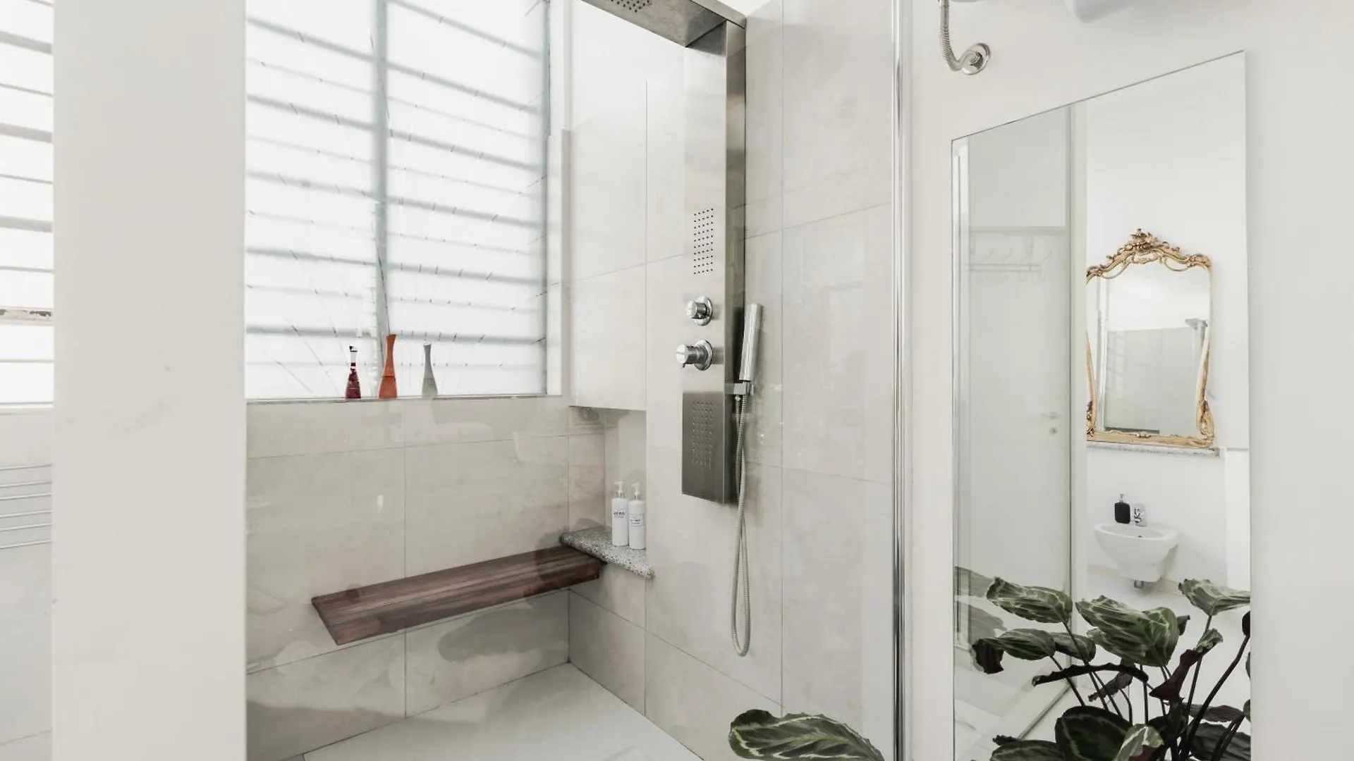 My Place Suite Apartment - Milano Navigli Milan