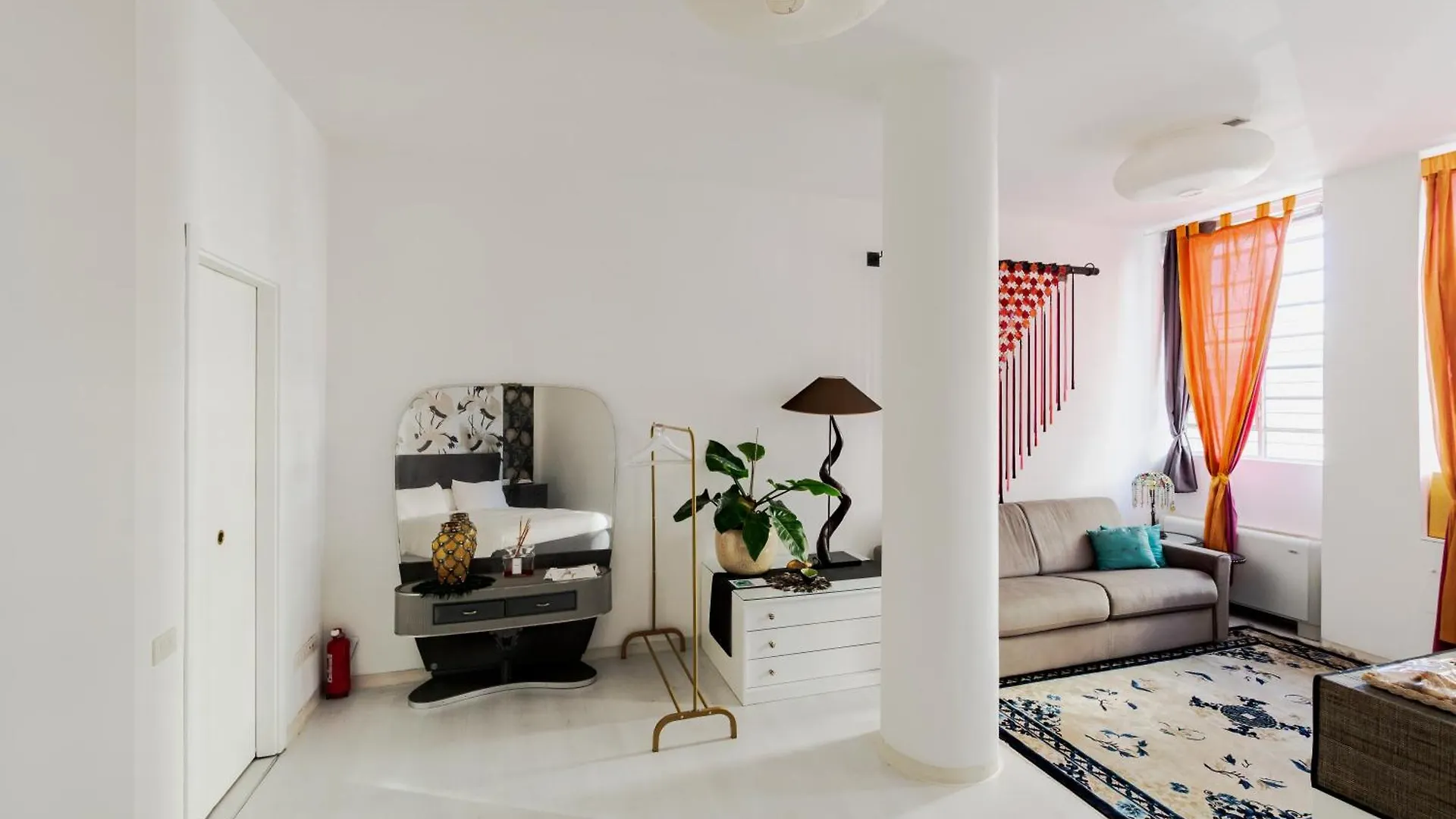 My Place Suite Apartment - Milano Navigli Bed & Breakfast Milan