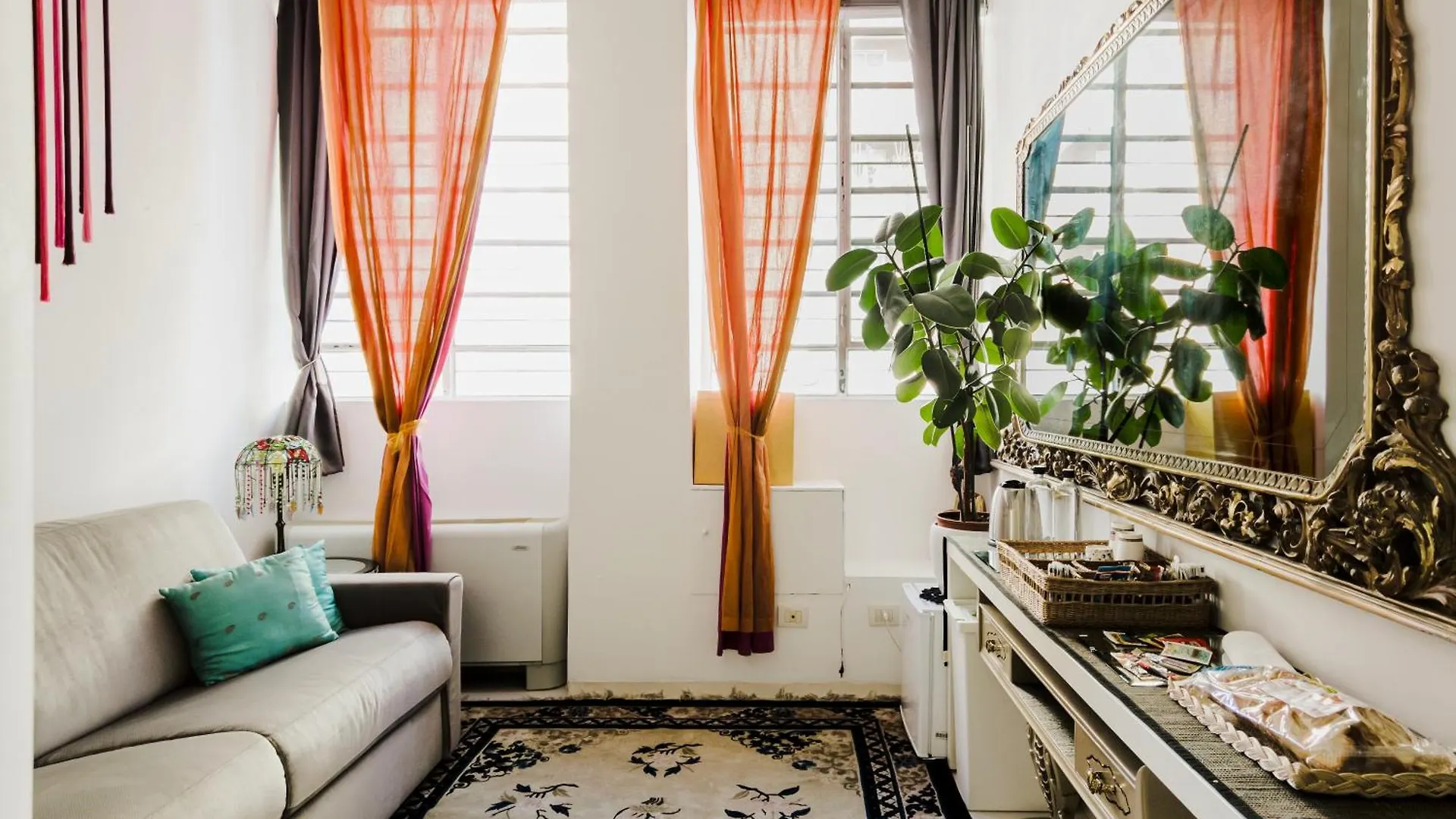 My Place Suite Apartment - Milano Navigli 0*, Milan