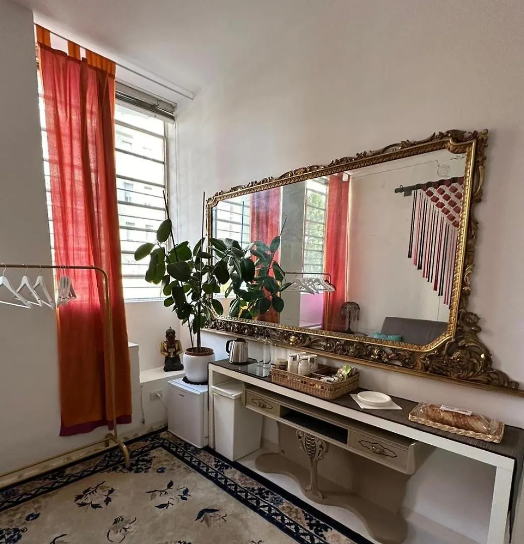 My Place Suite Apartment - Milano Navigli Bed & Breakfast Milan